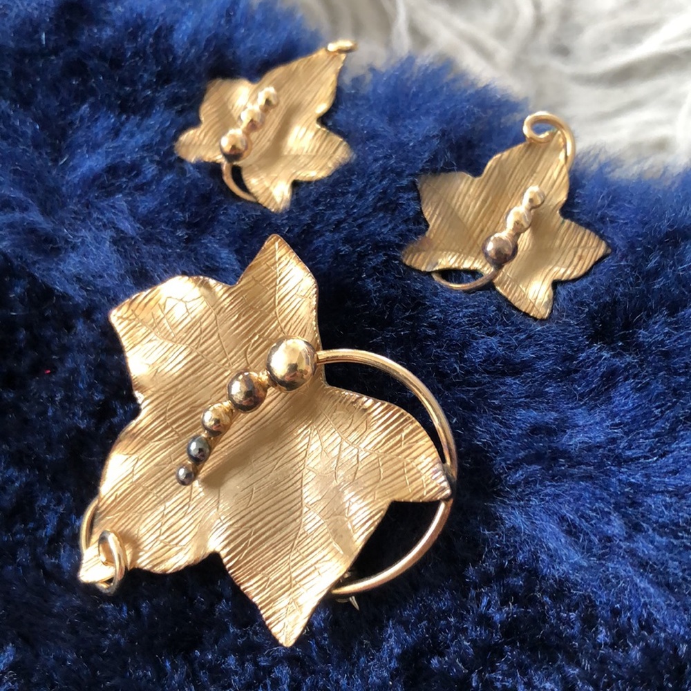 12K GF Gold Leaf Brooch and Earring set